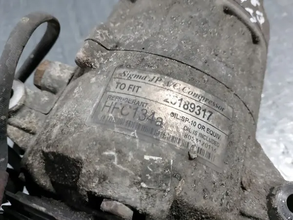 Ilmastointikompressori Opel Astra H 1.6 16V Kombi OEM 25189317 image 2