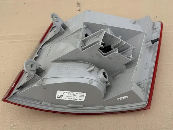 Skoda Octavia Mk3 2014 Luz Trasera Izquierda image 5