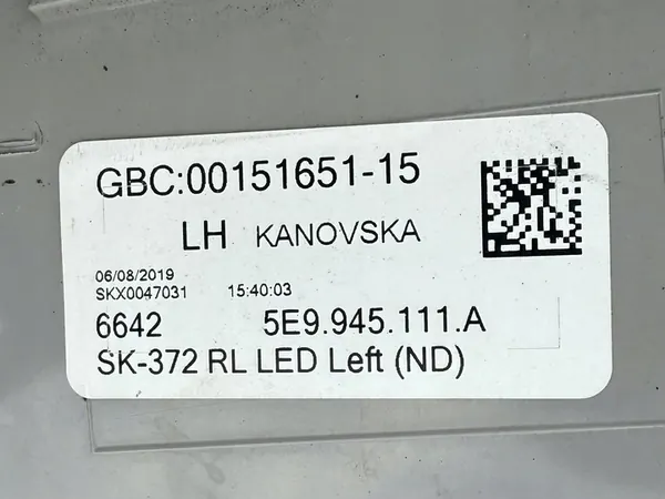 Skoda Octavia Mk3 2014 Luz Trasera Izquierda image 6