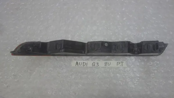 AUDI Q3 8U Lámpara Trasera Derecha 8U0945096B OEM image 4