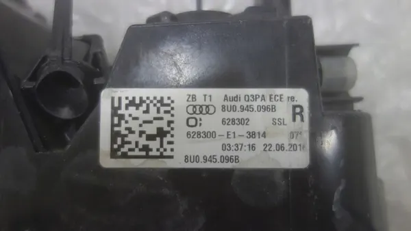 AUDI Q3 8U Lámpara Trasera Derecha 8U0945096B OEM image 5