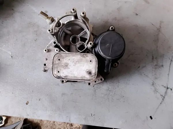 Base de boîtier filtre à huile OEM 059115397AA Audi image 2