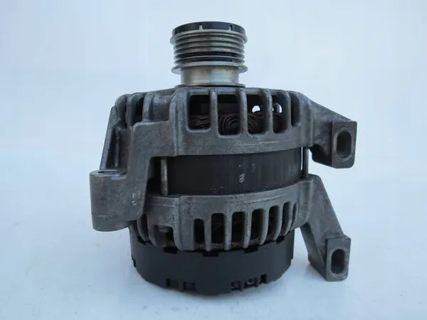 Vaihtovirtageneraattori Volvo 2.0 D 2013-2018 OE 31285627 image 3