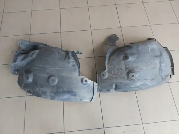 Left Front Wheel Arch - Renault Scenic III 09-16 image 2