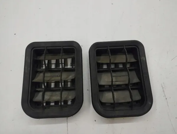 Bentley Flying Spur 2005 Achterbumper ventilatierooster OEM 1H0819465E image 2