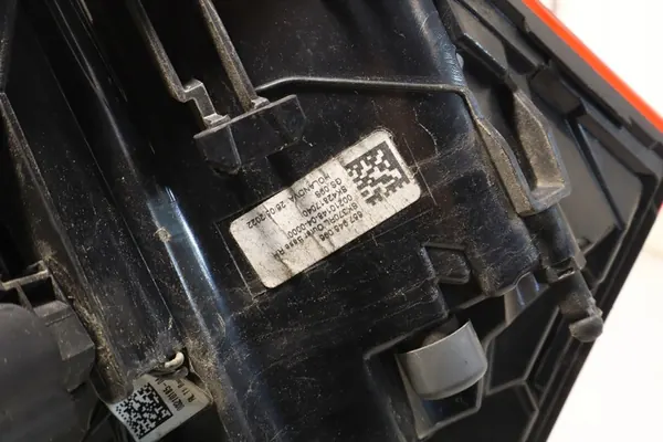 Skoda OE 657945096 lámpara trasera image 7