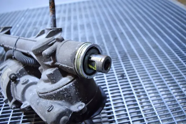 Citroen C3 2019 Lenkgetriebe OEM 9823964980 image 4
