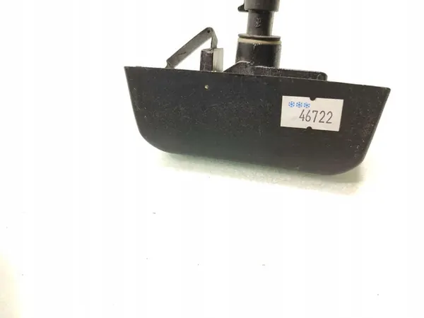 Luz de matrícula traseira Peugeot Bipper 2012 image 7