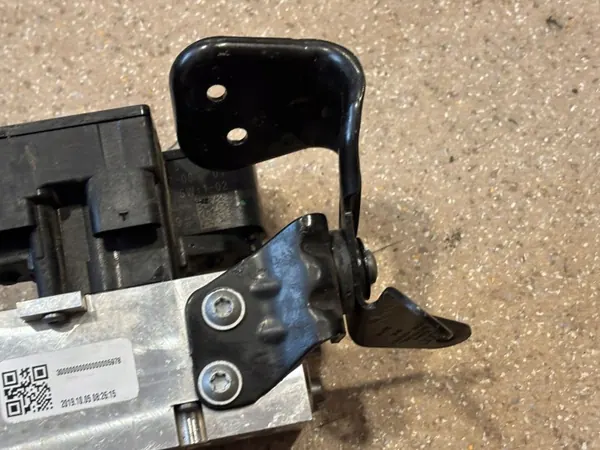 Ilmastointilaajennusventtiili OEM 4KE816102 Audi e-tronille image 7