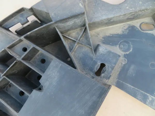 Piastra paraurti anteriore RENAULT MEGANE III LIFT 622355333R image 9