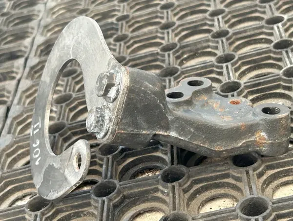 DAF 1885741Q Pakoputken Kiinnitystuki image 2