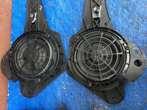 Alto-falantes OEM 9813826980 para Opel Grandland X image 3