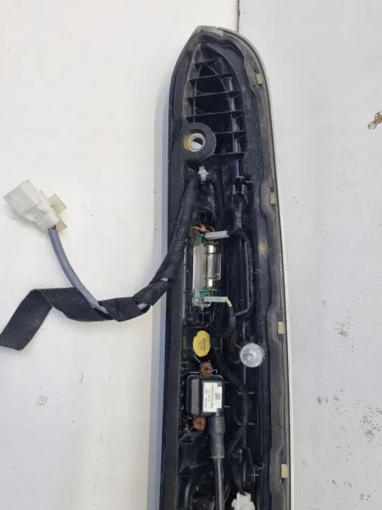 Éclairage de mélange de coffre Maserati Ghibli OEM 670010759 image 7