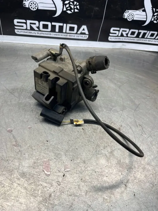 Aquecedor bloco motor Mercedes E W210 2.7CDI A0001590504 image 2