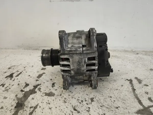 Vaihtovirtageneraattori Volkswagen 1.4 TSI OE 04C903023K image 7