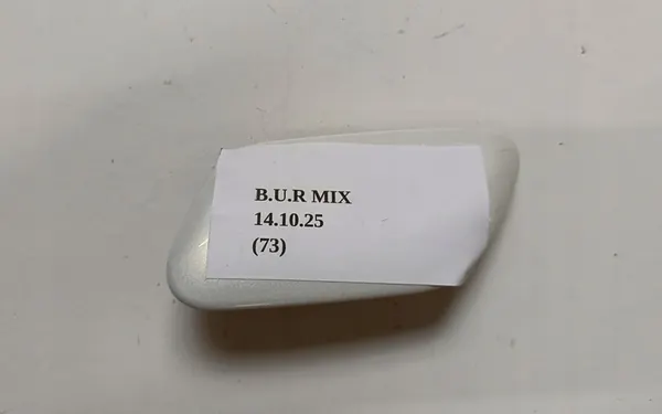 Capuchon de lave-phare gauche Infiniti QX50 EX30d EX35 EX37 OEM image 5