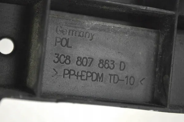 Supporto paraurti posteriore VW PASSAT CC 2.0L diesel OEM 3C8807863D image 5