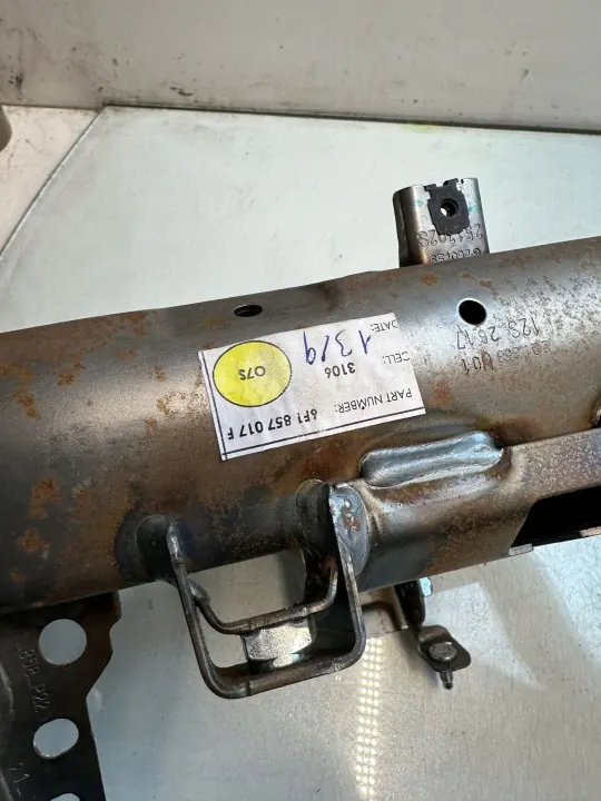 Refuerzo salpicadero OEM 6f1857017 Seat Ibiza V image 5