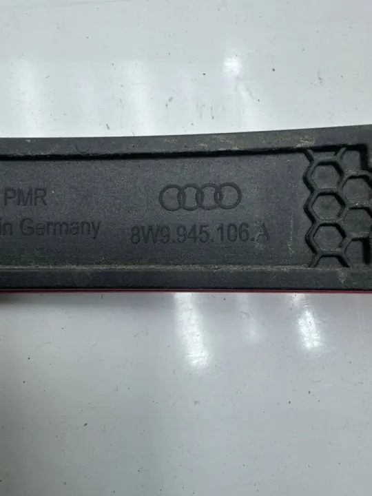 Audi OE achterbumperlamp 8W9945106A image 4