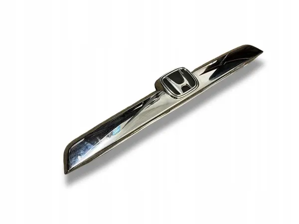 Moldura de portón Honda CR-V 3 OEM 74890-SWW-E012-C1 image 3