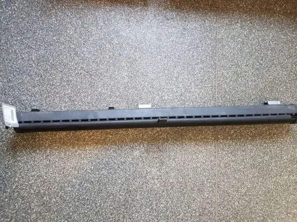 Persiana maletero Porsche OEM 7L5861691001D image 2
