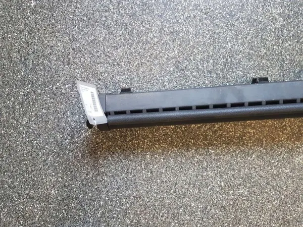 Persiana maletero Porsche OEM 7L5861691001D image 3