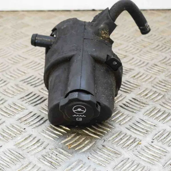 Réservoir direction assistée OEM PA66GF33 pour Opel Insignia image 6