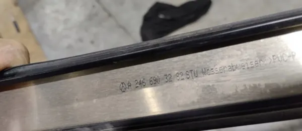 OEM A2466903282 Rechte Dachschiene für Mercedes B-Klasse W246 image 5