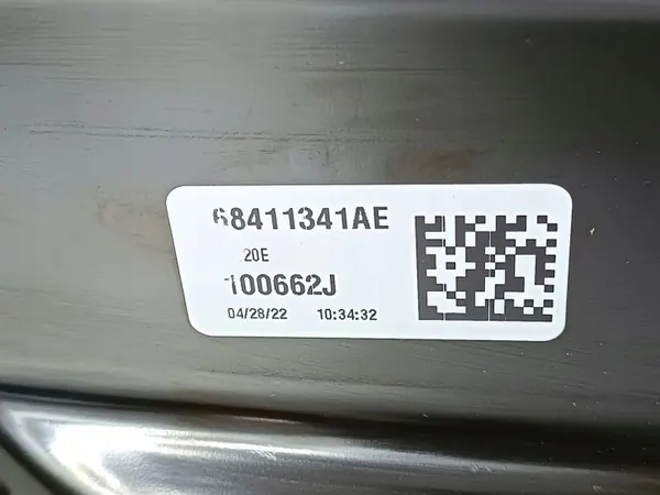 Peça compartimento motor Jeep OEM 68411341AE - Usado image 3