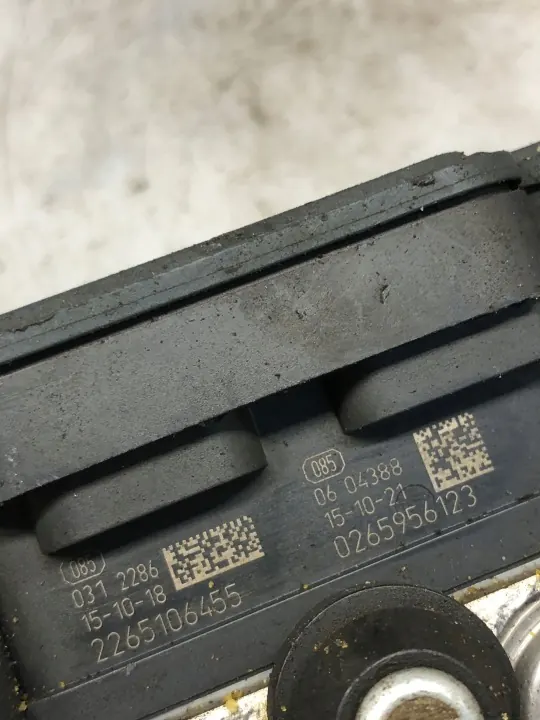 Controlador Bomba ABS OEM 0265242364 Usado image 6