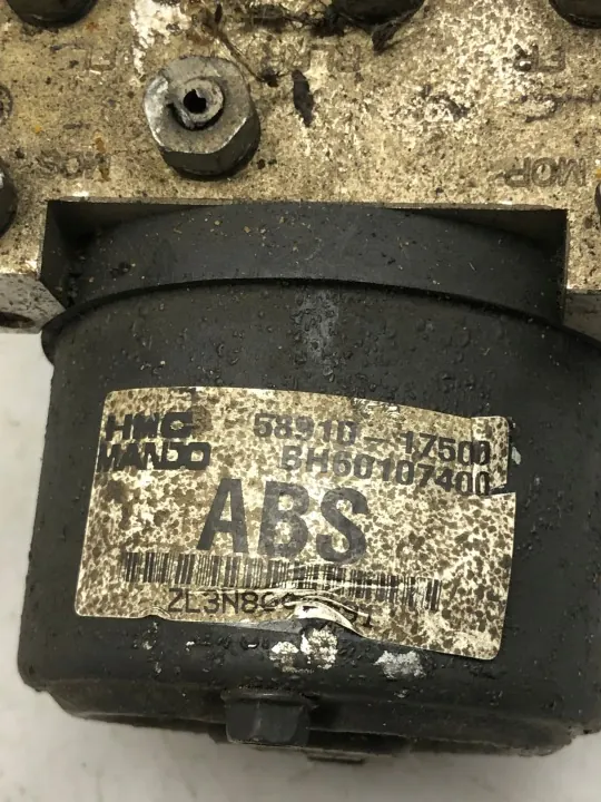 ABS-pompregelaar OEM 95660-17000 Gebruikt image 5