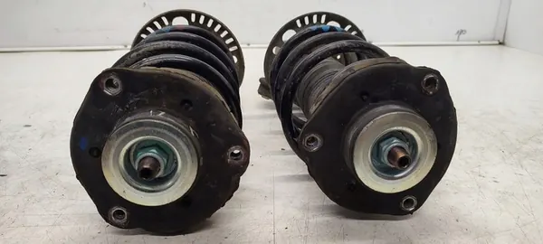 Ammortizzatore anteriore e molla Seat Ibiza Polo 6Q image 4