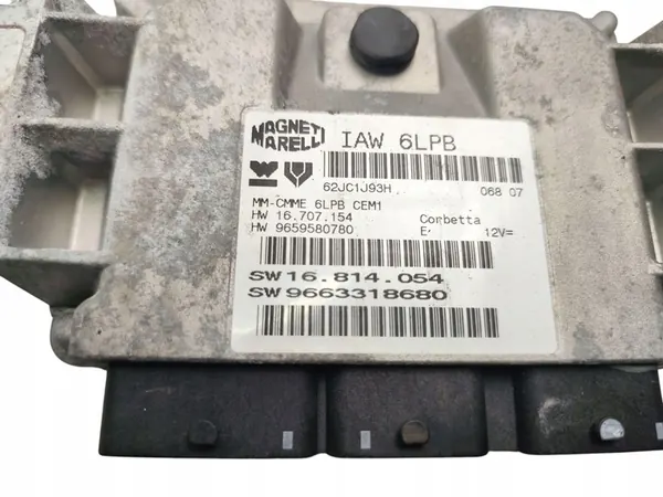 Ordinateur de moteur Citroen C4 Picasso I 1.8 16V 9659580780 image 3