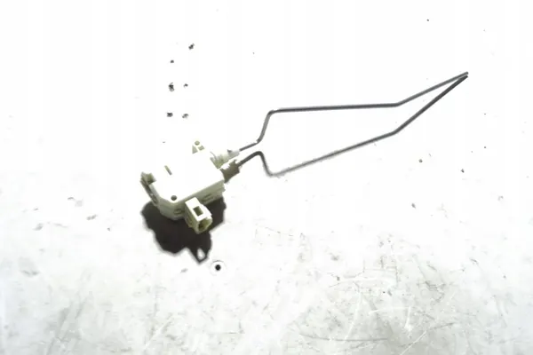 Bränsletanklock VW PASSAT VARIANT B7 3AA810773 image 2