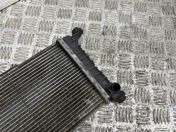 Radiateur d'eau Tesla OEM 600737200A - Occasion image 6