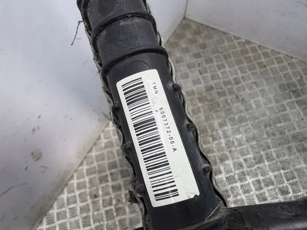 Radiateur d'eau Tesla OEM 600737200A - Occasion image 8