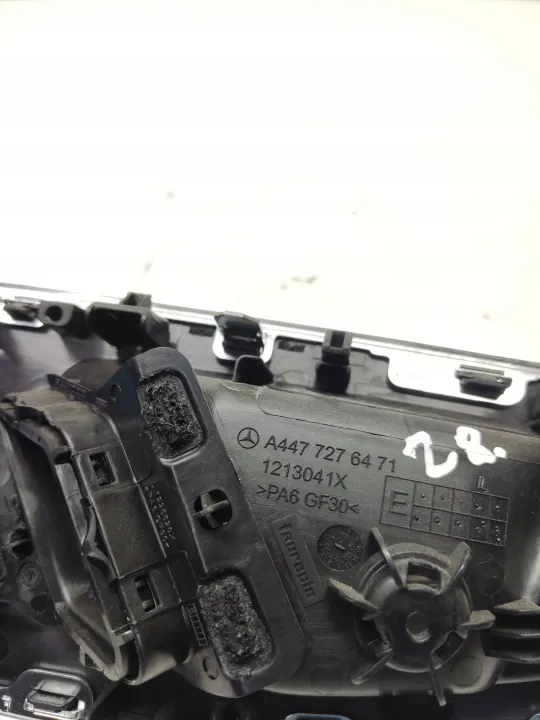 Mercedes-Benz Vito Viano W447 sisäkahva OEM A4477276471 image 8