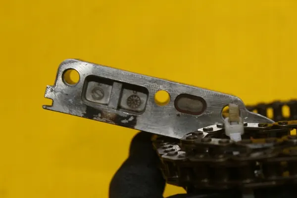 Volkswagen OE 058109217 Tensor de distribuição image 9