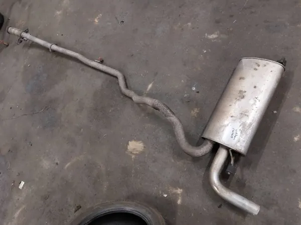 Gebrauchter Volvo OE Endschalldämpfer OEM TŁUMIK WYDECH image 2