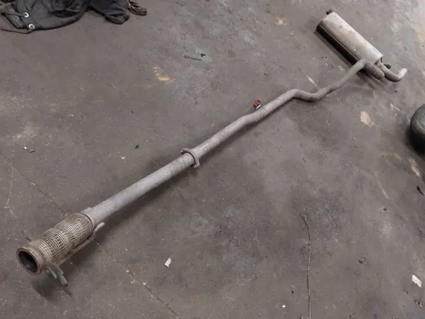 Gebrauchter Volvo OE Endschalldämpfer OEM TŁUMIK WYDECH image 3