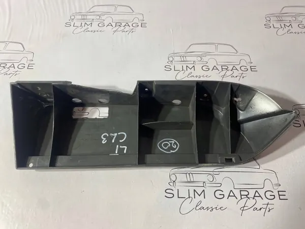 Ford Fiesta MK1 1983 Support d'étagère à bagages gauche arrière 77FBB46809 image 4