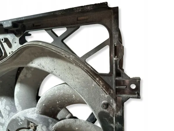 Gebrauchter Volkswagen OE Kühlerlüfter OEM 3D0121191K image 5