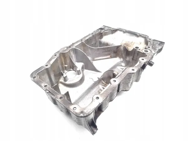 Audi A3 Oljetank 1.5 TFSI 2018 05E103601C image 6