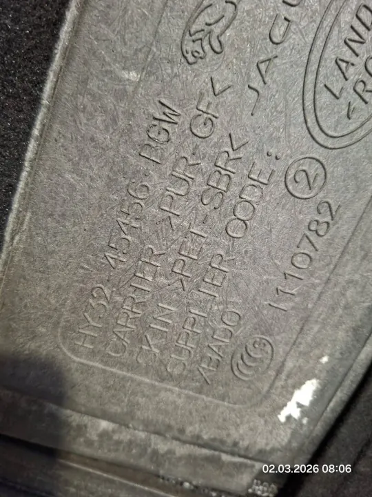 Range Rover Discovery V kofferbakmat OEM HY32-45456-BGW image 3