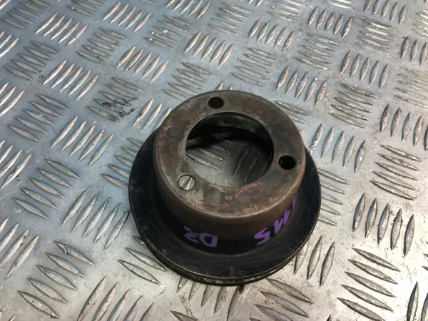 Polea de correa Mercedes W123 M115 OEM image 2