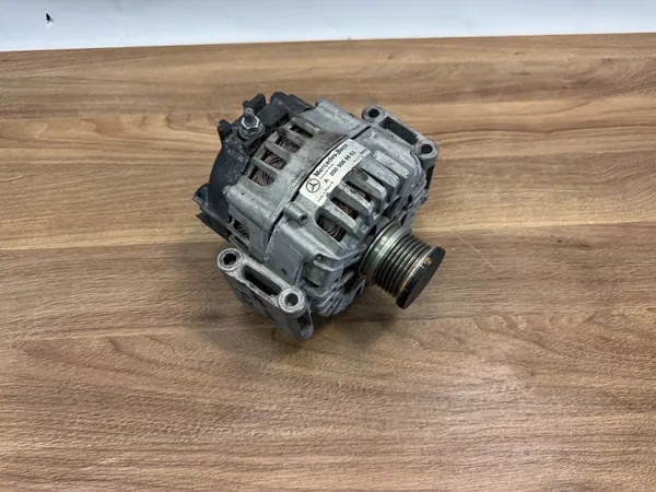 Vaihtovirtageneraattori Mercedes Sprinter 2.2 CDI W906 A0009068802 image 2