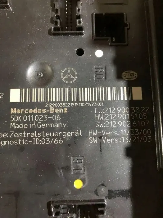 Módulo Confort Mercedes-Benz OEM 5DK01102306 Usado image 2