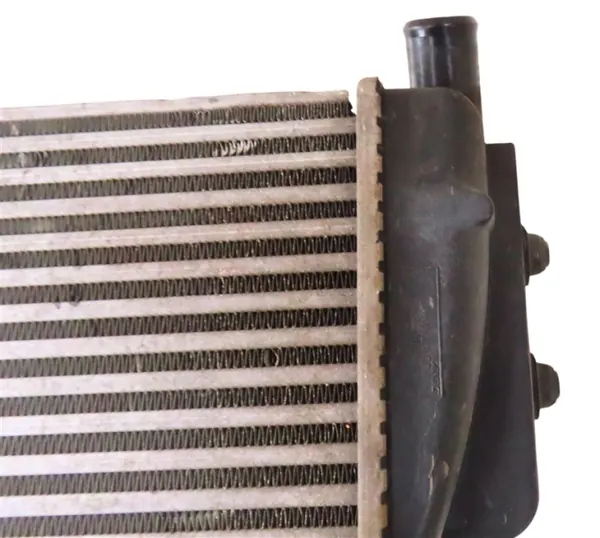 Intercooler OEM 15712-20880 pour Toyota Yaris III 1.4 D4D image 3