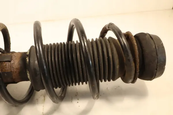 MacPherson-Voorvork Links OEM 6R0413031C - Gebruikt image 4