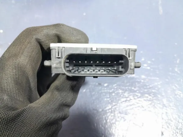 BMW X7 G07 sokean kulman tutkasensori OEM 5A1BCD9 image 3